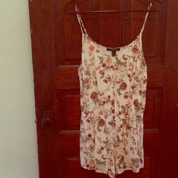 Floral print romper - Picture 1 of 4